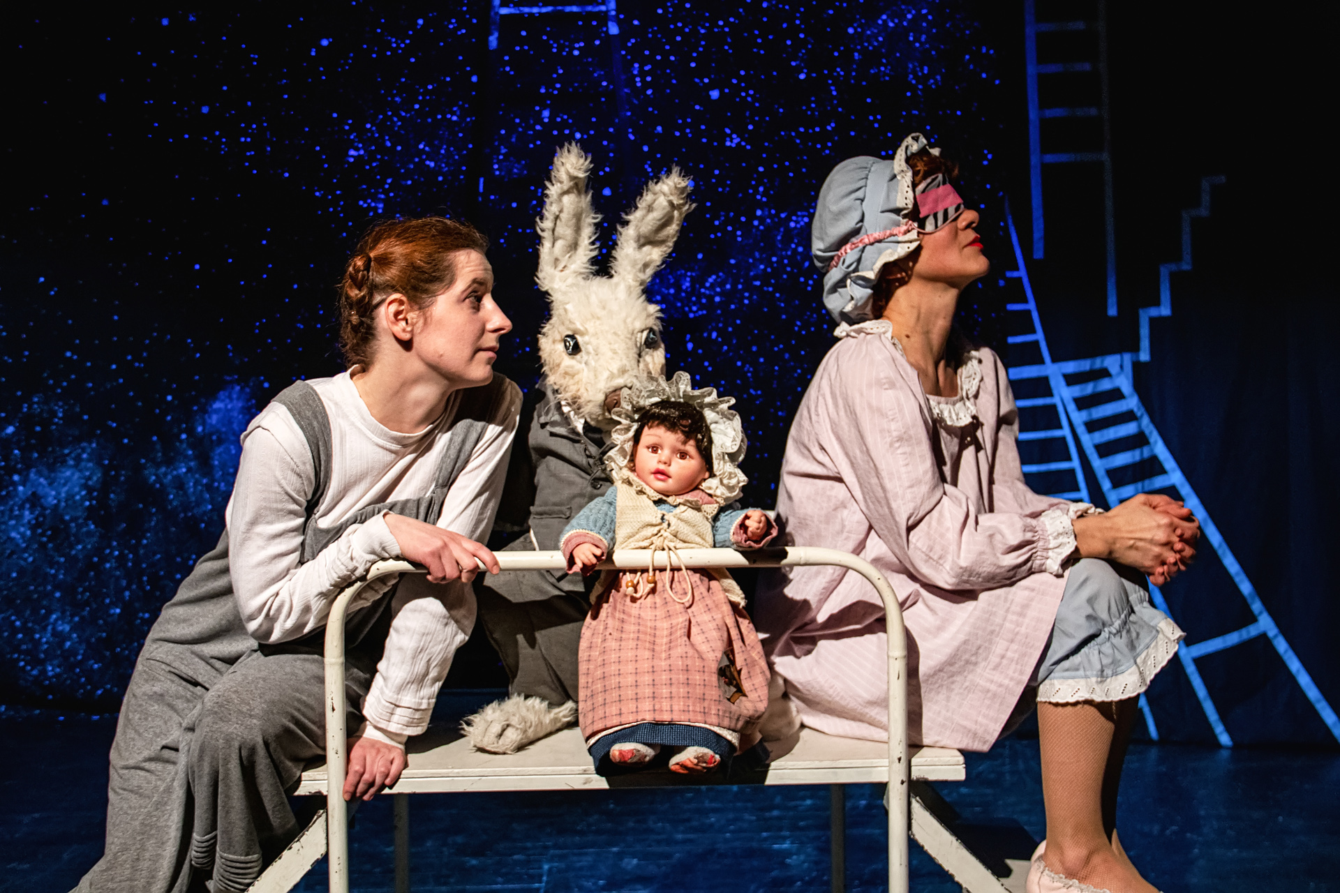 Спектакль «Удивительное путешествие кролика Эдварда»