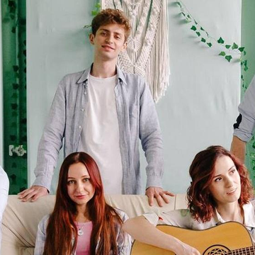 Литературно-музыкальный вечер «Яшникова, Нигамедзянов, Минеев, Синица, Солодов» со скидкой 25%