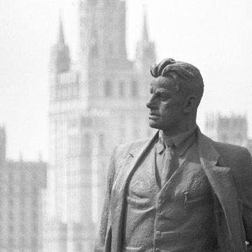 Пешеходная экскурсия «Роковые и романтические истории любви в Москве» со скидкой до 22%