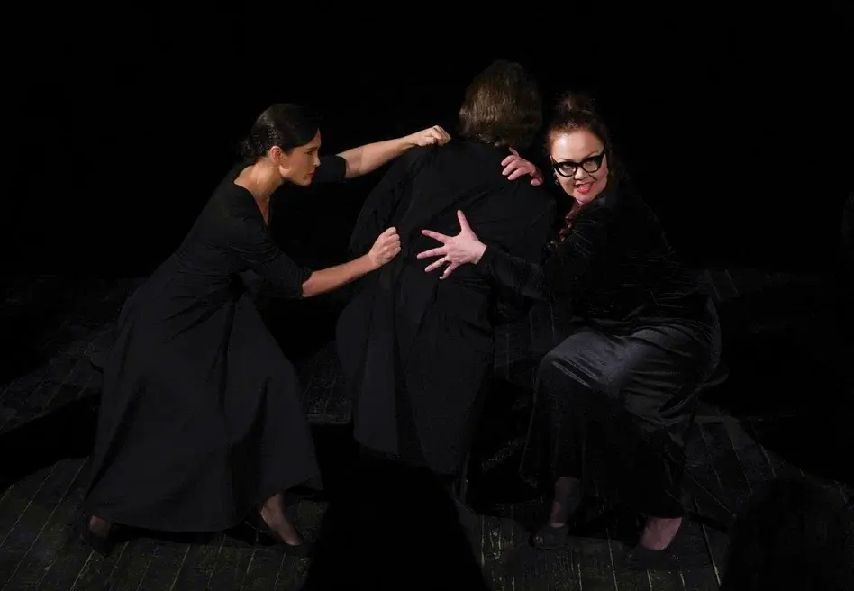 Спектакль «Се ля ви» со скидкой 30%