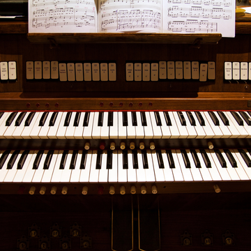 Концерт «Шедевры Поля Мориа, Стинга, Клайдермана, Джеймса Ласта» со скидкой 40%