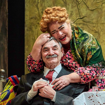 Спектакль «Любовь — не картошка, не выбросишь в окошко» с Ниной Усатовой и Александром Панкратовым-Чёрным