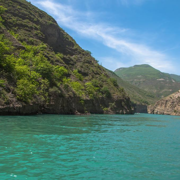 Экскурсия «Сулакский каньон и бархан Сарыкум» с прогулкой на катере из Махачкалы со скидкой 20%