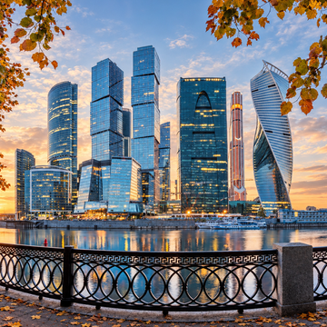 Автобусная обзорная экскурсия по Москве Автобусная обзорная экскурсия по Москве со скидкой до 54%