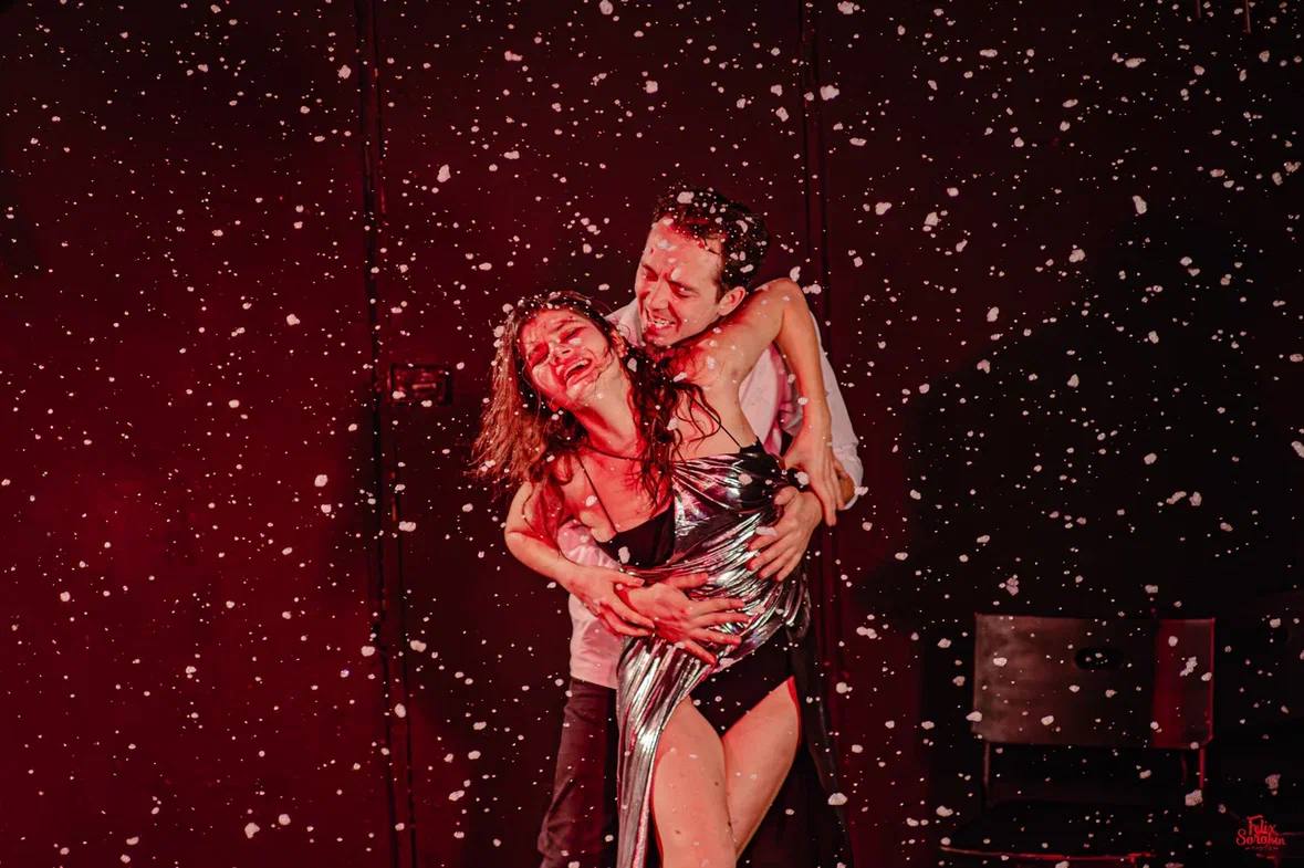 Спектакль «Секс. Жизнь. Смерть» со скидкой 40%