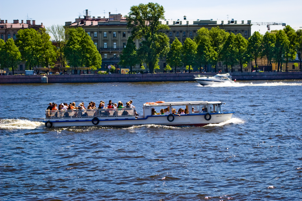 Причал на Набережной Мартынова, 16