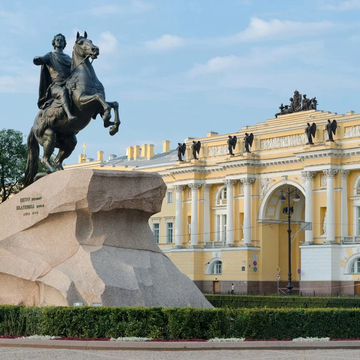 Едем в Петербург: экскурсии для знакомства с культурной столицей со скидками до 58%