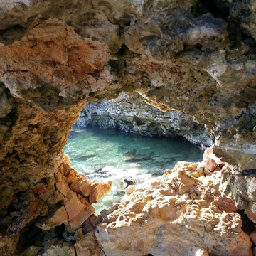 Подземные сокровища Крыма: экскурсии в пещеры