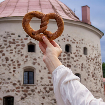 Индивидуальная экскурсия «Выборг: от развалин монастырей к величию королевского Замка»