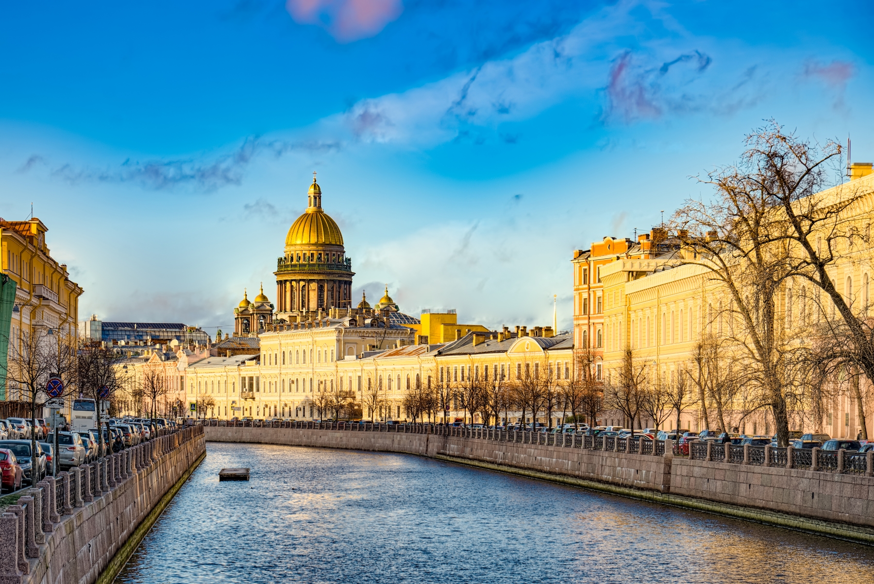 Обзорная экскурсия по Петербургу с посещением колоннады Исаакиевского собора со скидкой до 38%