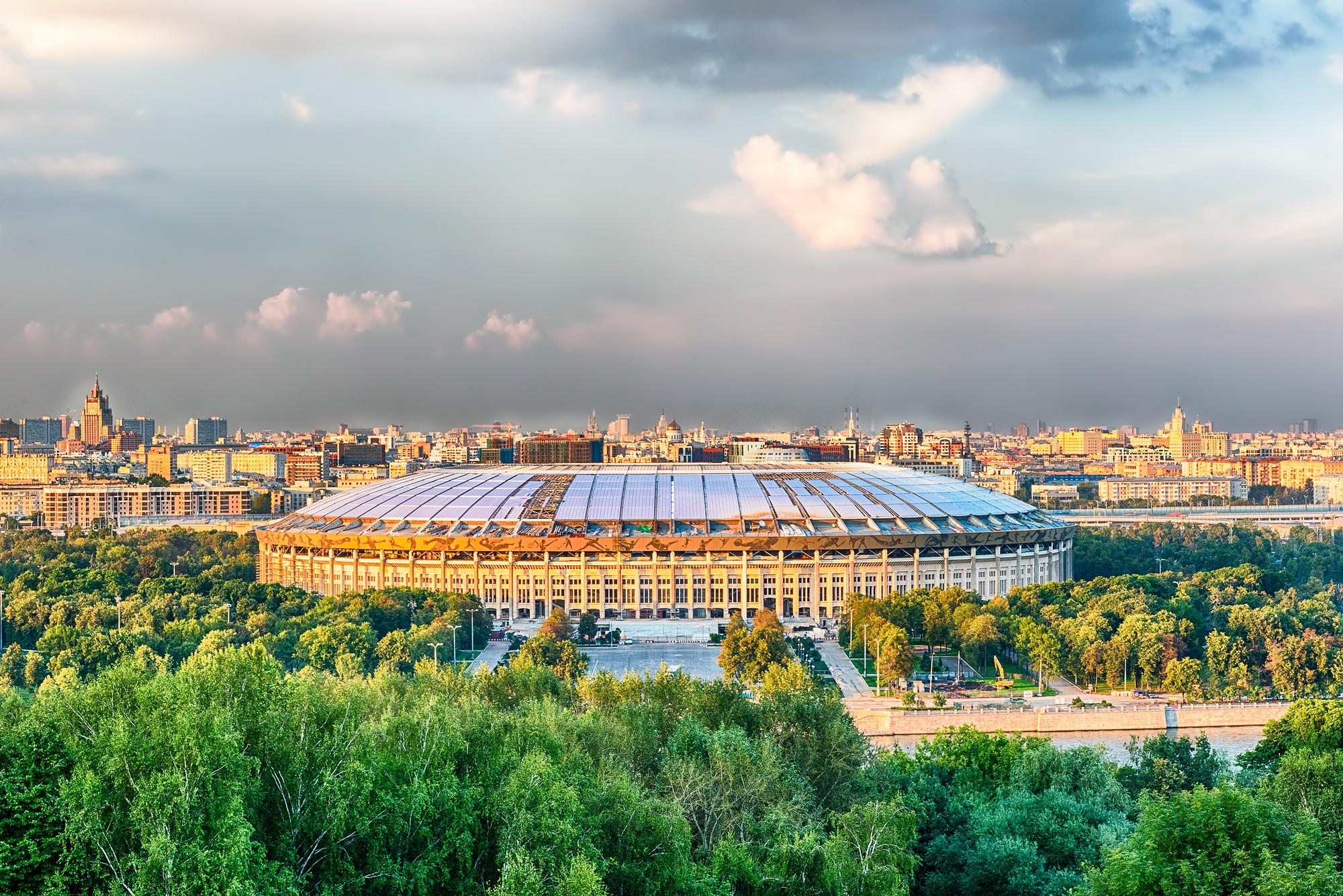Лужники бесплатное световое шоу с 11 по 13 сентября 2026