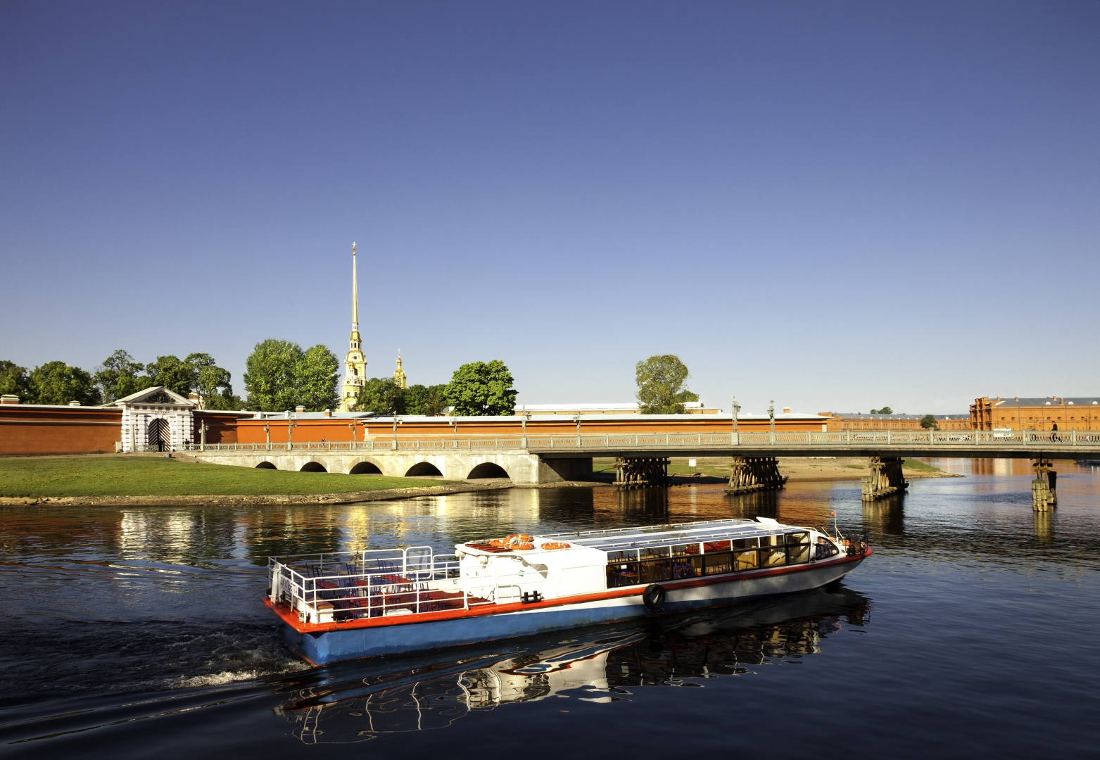 Причал №2 у Иоанновского моста («Речной трамвай Санкт-Петербурга»)
