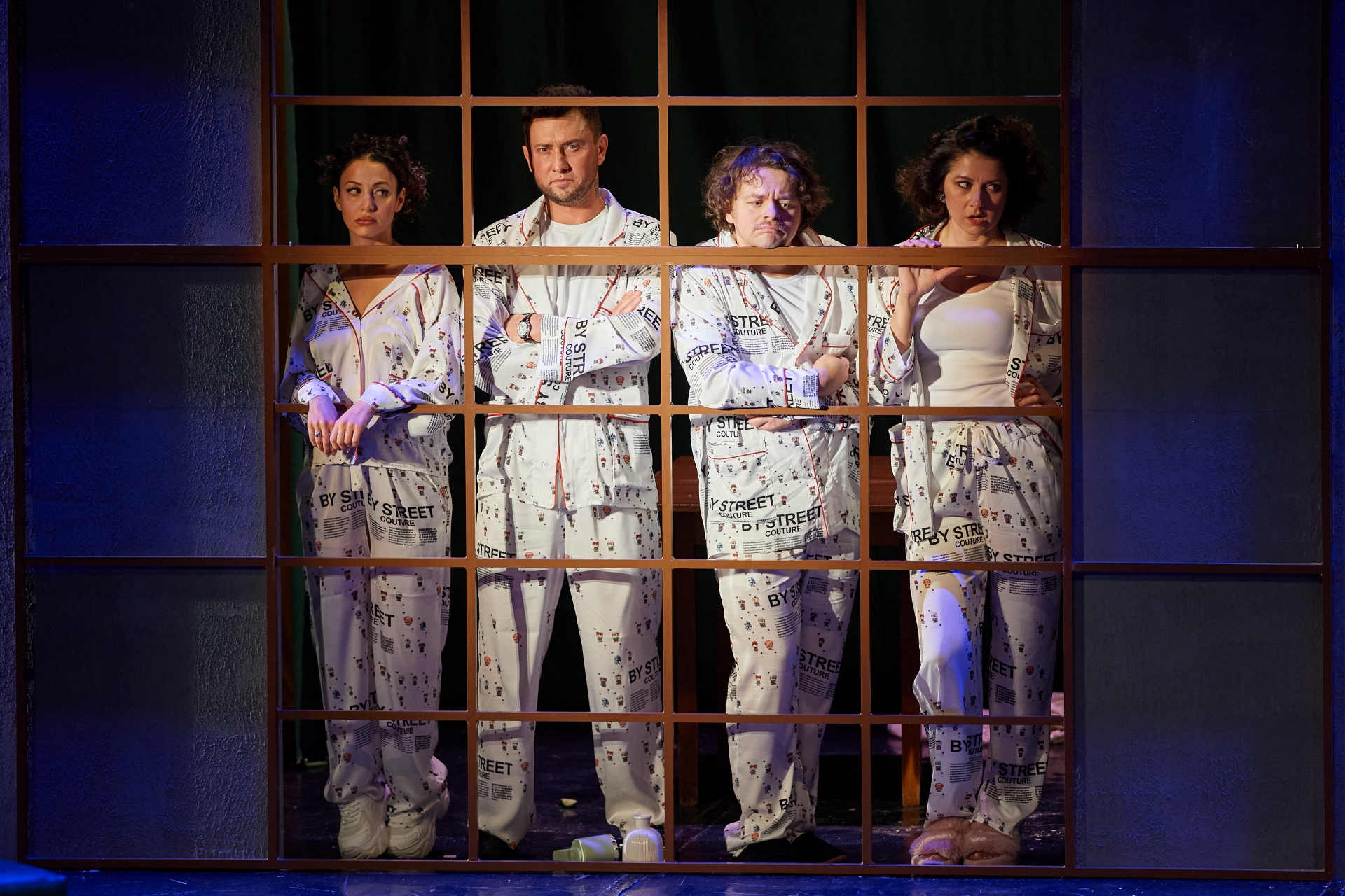 Спектакль «Взрослые игры» с Павлом Прилучным