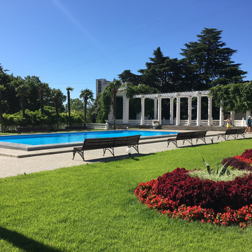 Экскурсия в Никитский ботанический сад и кактусовую оранжерею