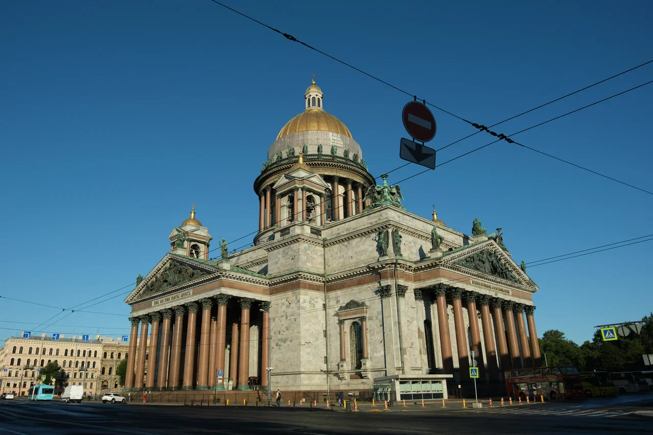 Автобусная экскурсия «Свидание с Северной столицей» со скидкой до 58%