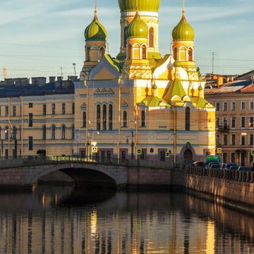 «Малые реки и каналы Петербурга» — экскурсия на теплоходе со скидкой 41%