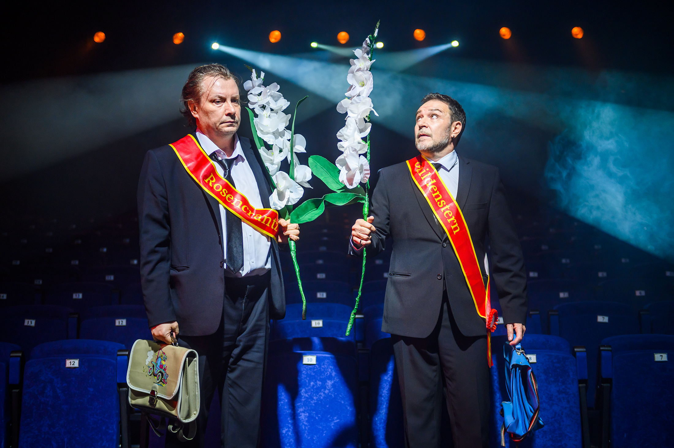 Спектакль «Розенкранц и Гильденстерн мертвы» в Театре на Васильевском со скидкой 30%