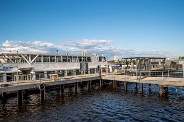 Причал на набережной Макарова, 34