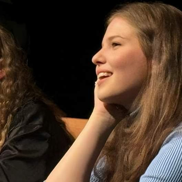 Спектакль «Моя студенческая история» со скидкой 30%