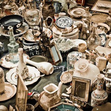 Пешеходная экскурсия «Купеческий Петербург» с чаепитием с блинами со скидкой до 35%