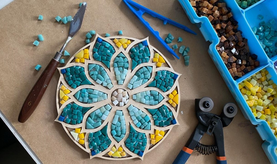 Мастер-класс «Мандала из мозаики» от мастерской О-ЛЯ-ЛЯ АРТ / Oh là là Art