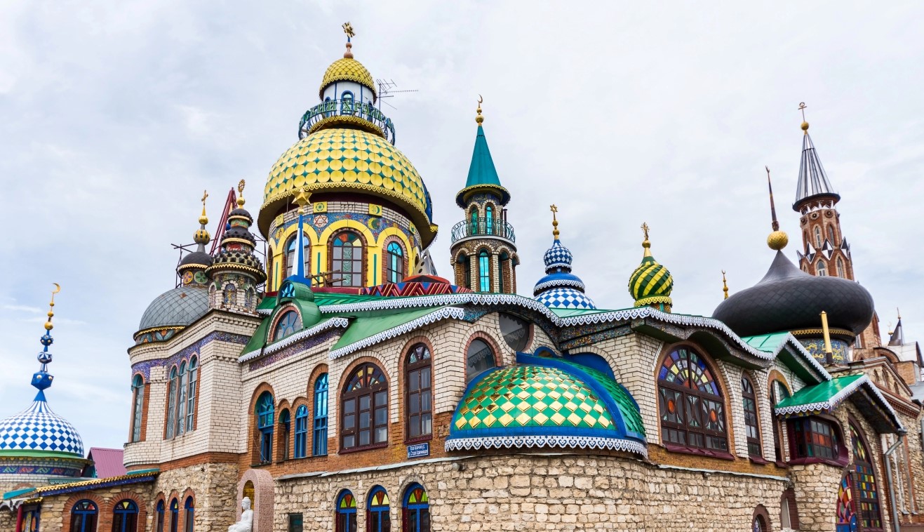 Автобусная экскурсия в Свияжск, Раифский монастырь и Храм всех религий со скидкой 46%