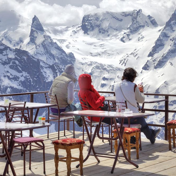 Экскурсия «Домбай — душа Кавказа. Канатная дорога. Шоанинский храм» со скидкой 20%