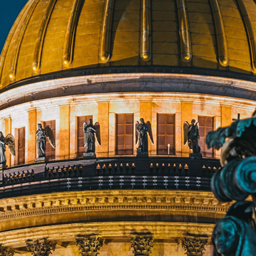 Автобусная обзорная экскурсия с входными билетами на колоннаду Исаакиевского собора со скидкой до 26%