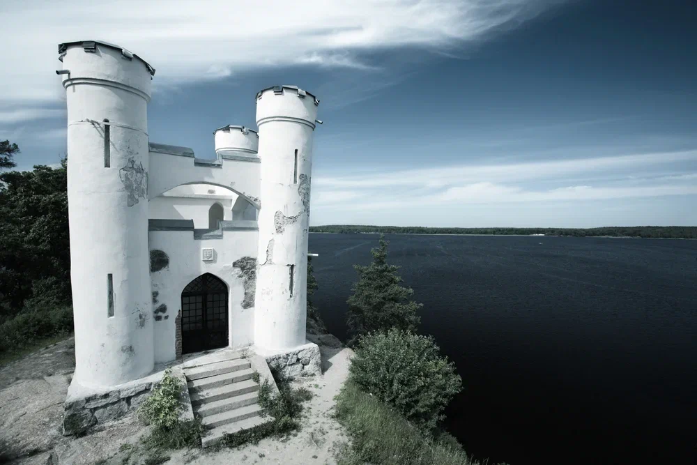 Индивидуальная пешеходная экскурсия в парк Монрепо со скидкой 30%